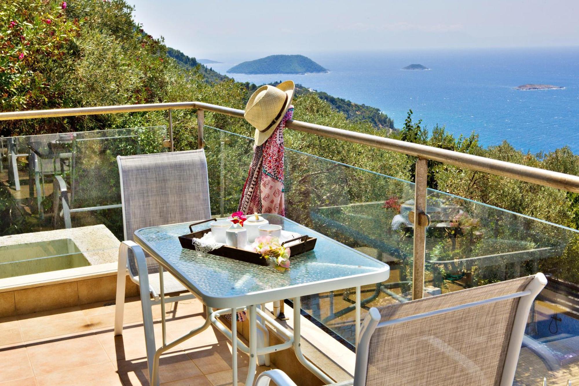 Axion Esti Apartments Skopelos Town Room photo