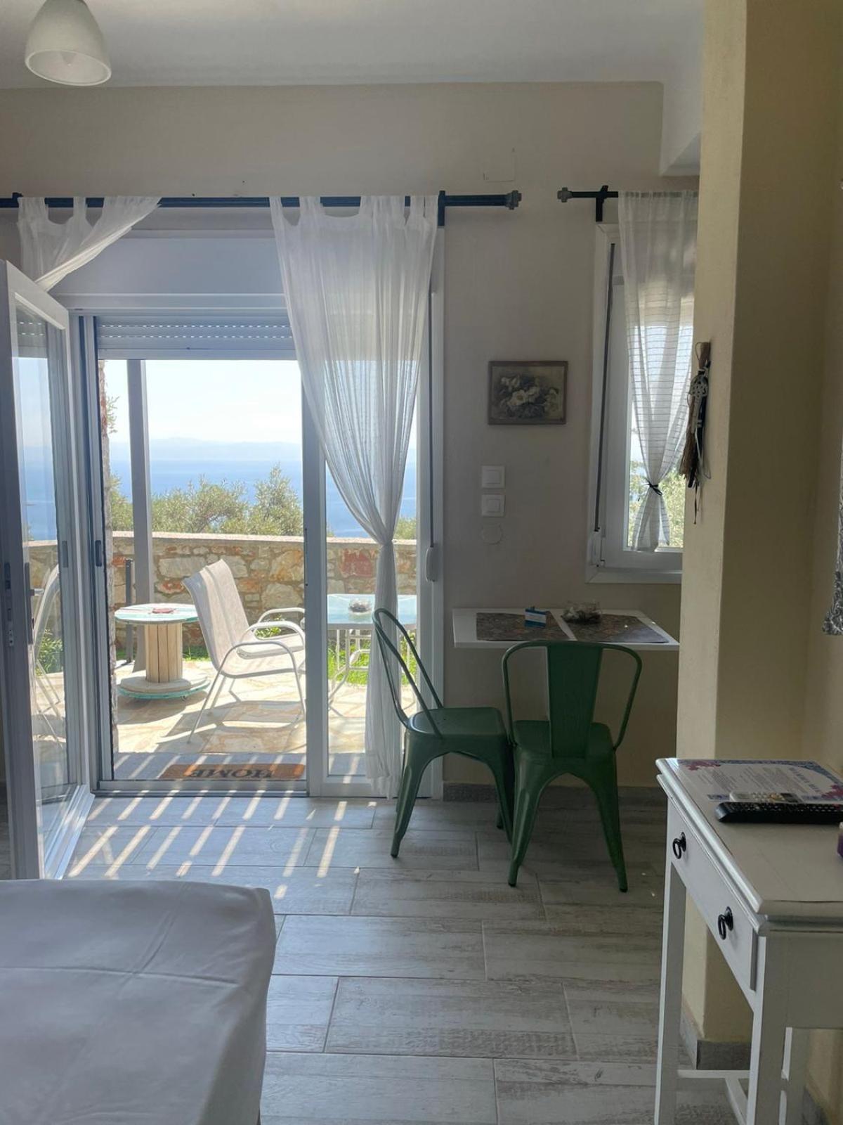 Axion Esti Apartments Skopelos Town Exterior photo